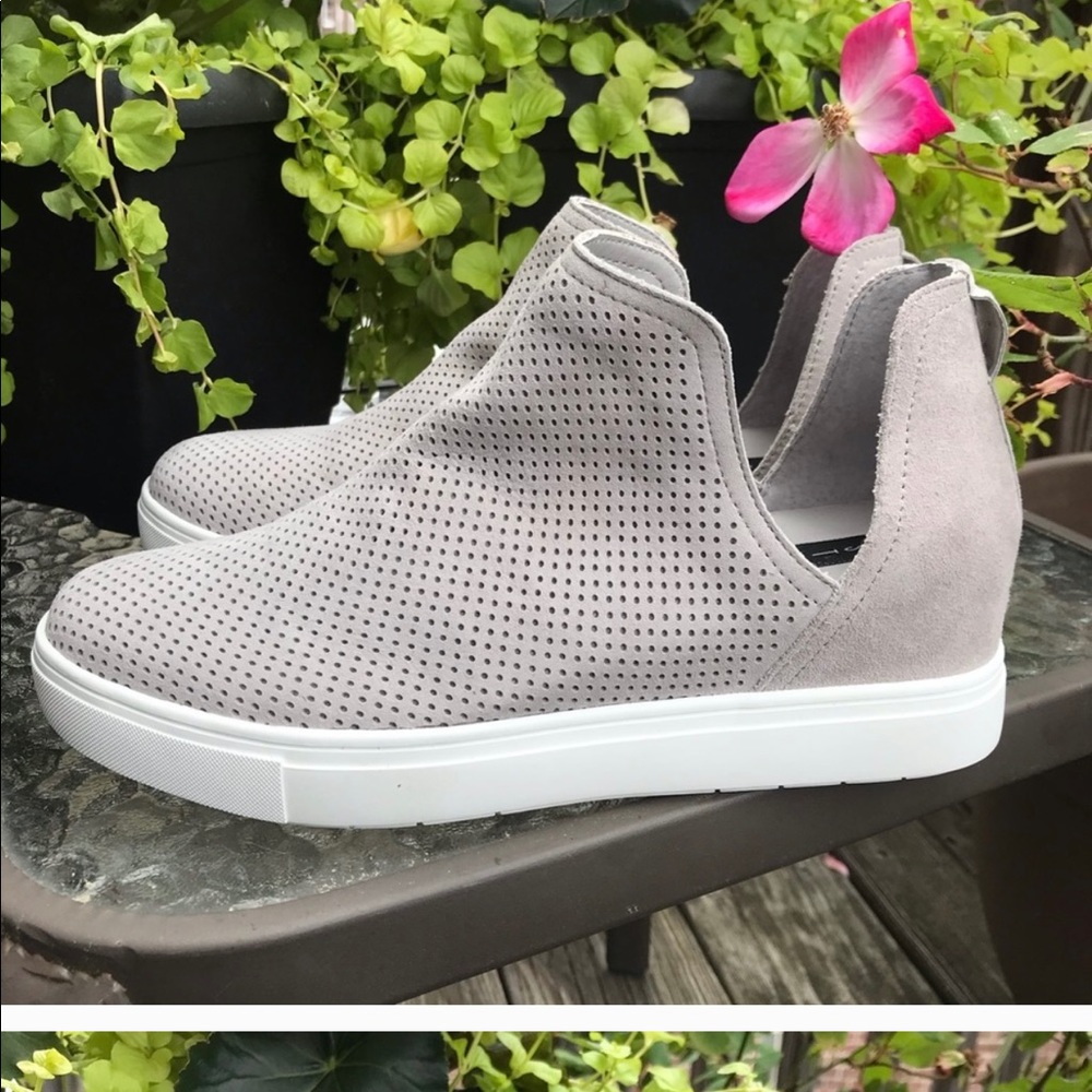 Steven Steve Madden Canaresp Suede Wedge Sneaker